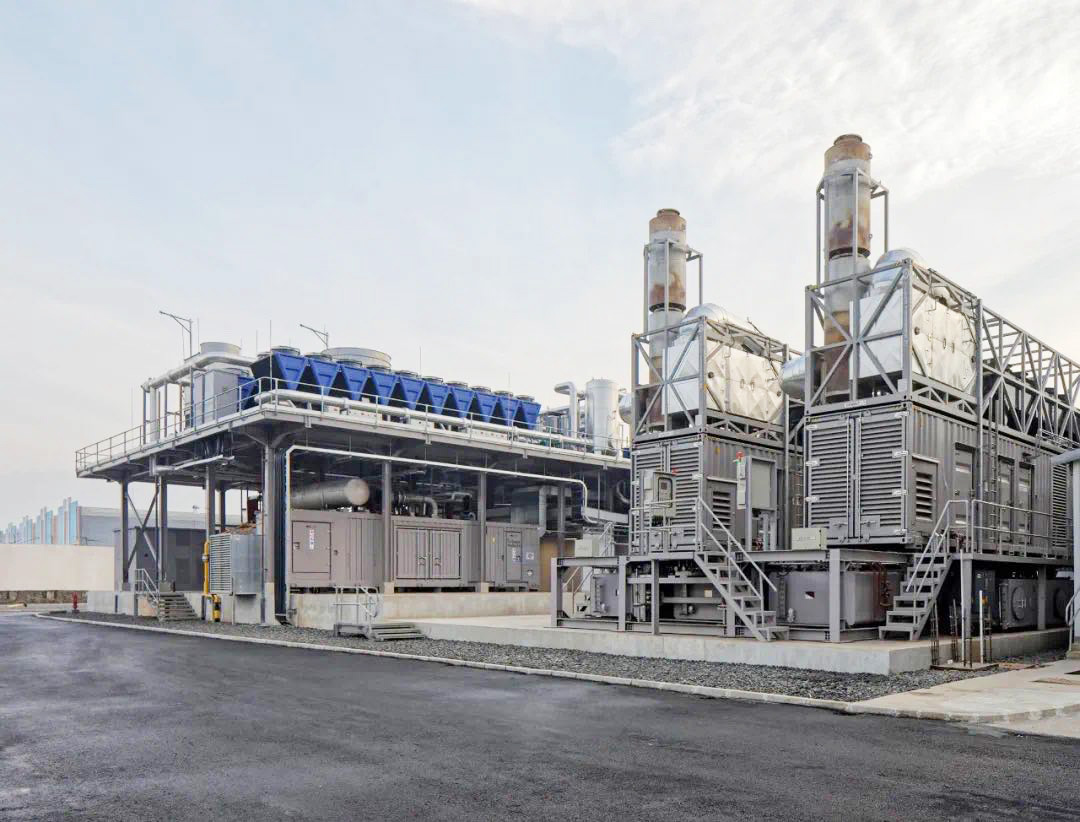 Genset enclosure layout